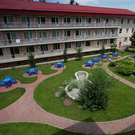 Olympica Hotel Almaty Exterior photo